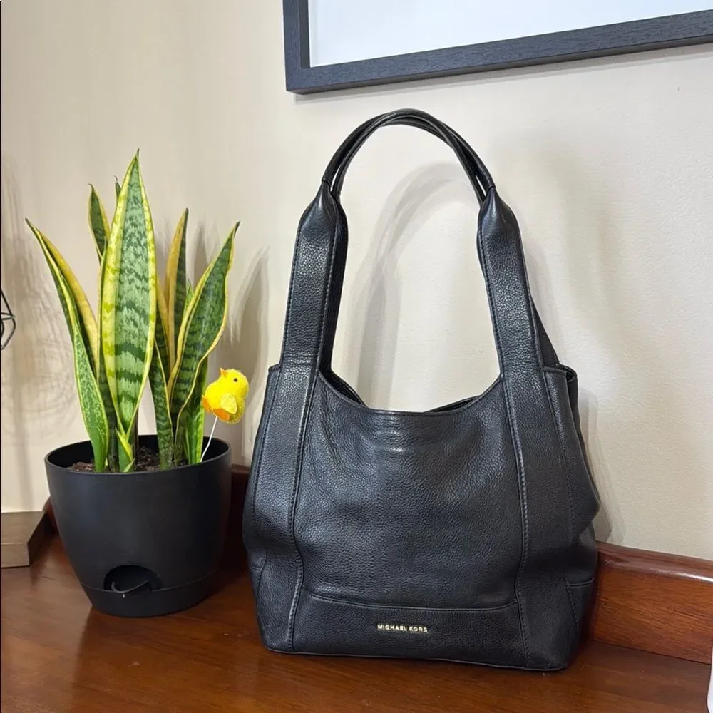 Michael Kors Black Leather Shoulder Bag Tote Style - Picture 3 of 14